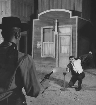 Illustration for article titled Before Westworld, Another Robot Gunslinger Walked the Cyber Streets of Laredo